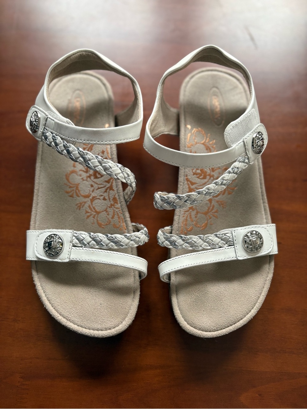 Aetrex Jillian Braided Wedge Sandals adjustable white leather comfort size 9